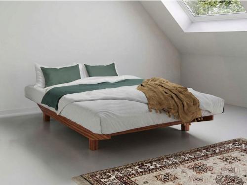 Shoreditch Bed (Space Saver / No Headboard) Sapele